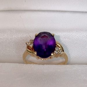 Amethyst 14 kt. Gold Ring. Size 7